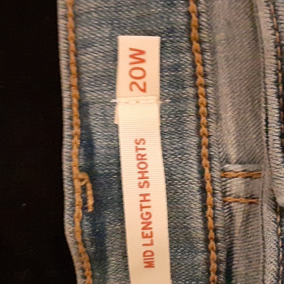 Levi's Women's Denim Mid Length Shorts Size 20W - Picture 8 of 10